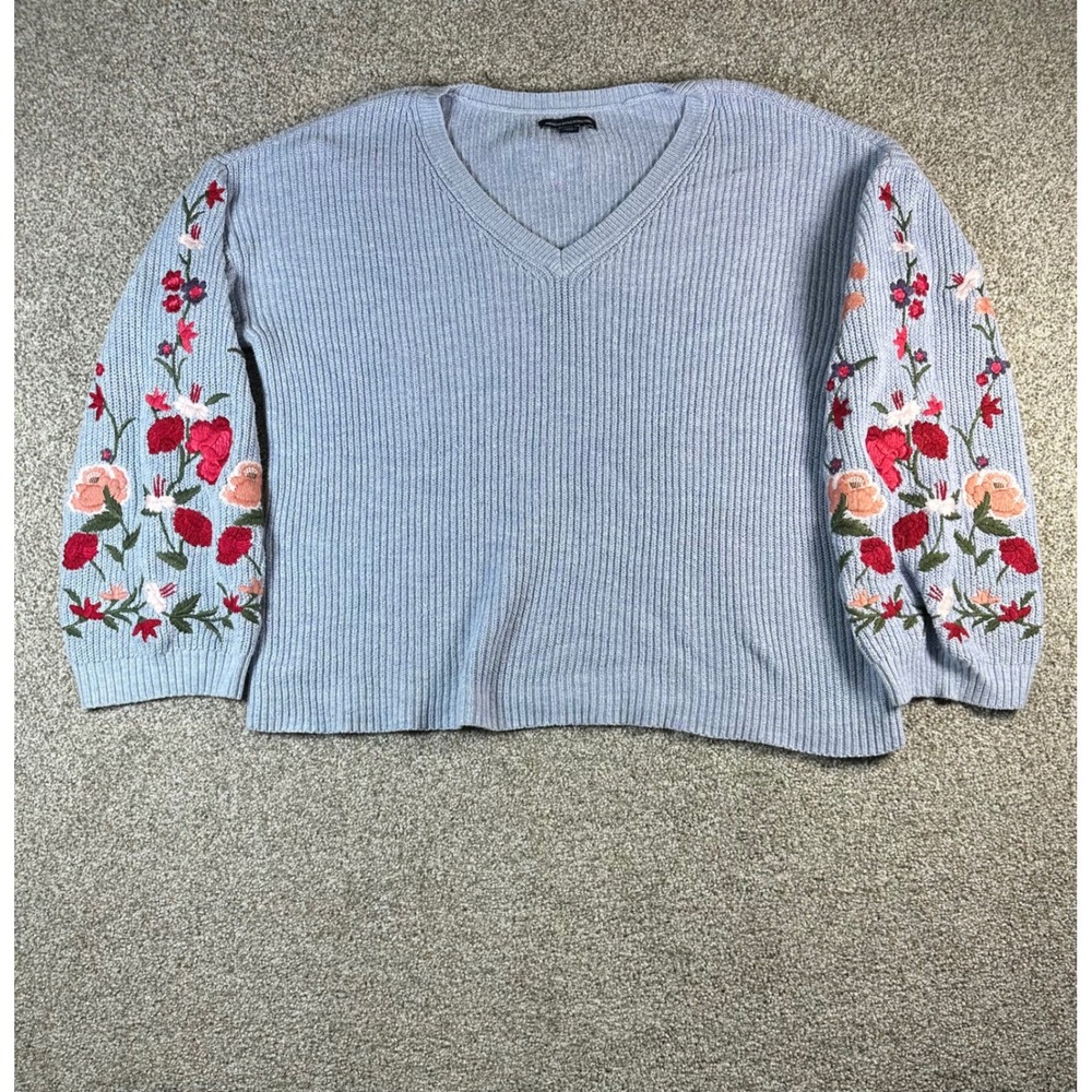American Eagle Floral Embroidered V-Neck Sweater Blue Ribbed Knit Size Large - Picture 2 of 8